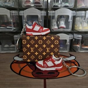 Fashion pair of mini sneakers keychain.(Red/White).